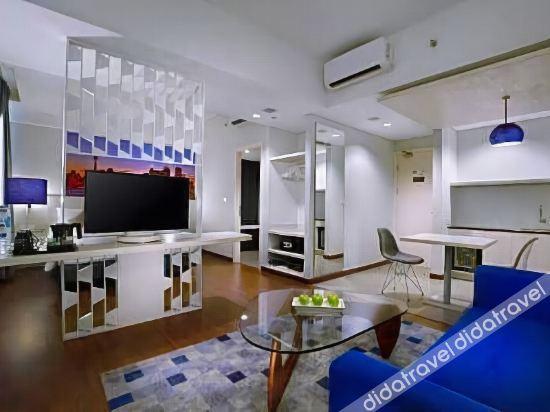 Hotel Neo+ Kebayoran Джакарта Экстерьер фото